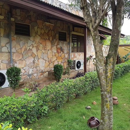 Chez Therese Bed & Breakfast Kpalimé Екстериор снимка